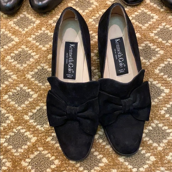 Vintage Kenneth Cole Suede Pumps - Picture 1 of 3